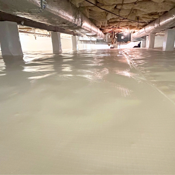Sealed crawl space with vapor barrier to prevent moisture and mold, a crawlspace solution in St. Augustine, FL.